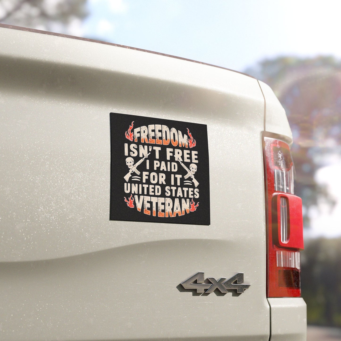 Patriotic Veteran Magnet - 'Freedom Isn't Free' Car Magnet for Veterans